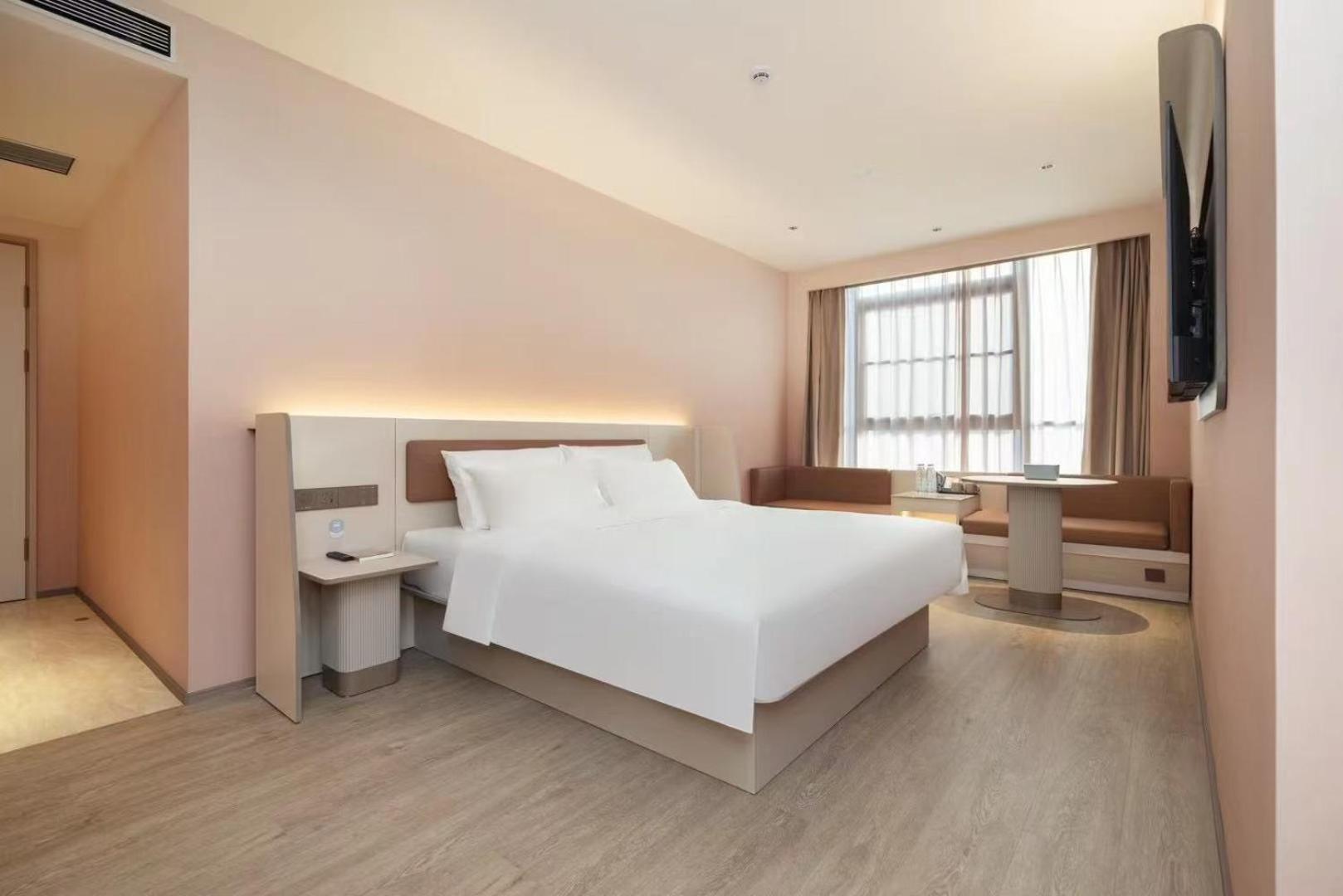 Hotel Hanting Lingang New Wanda Plaza Shanghai
